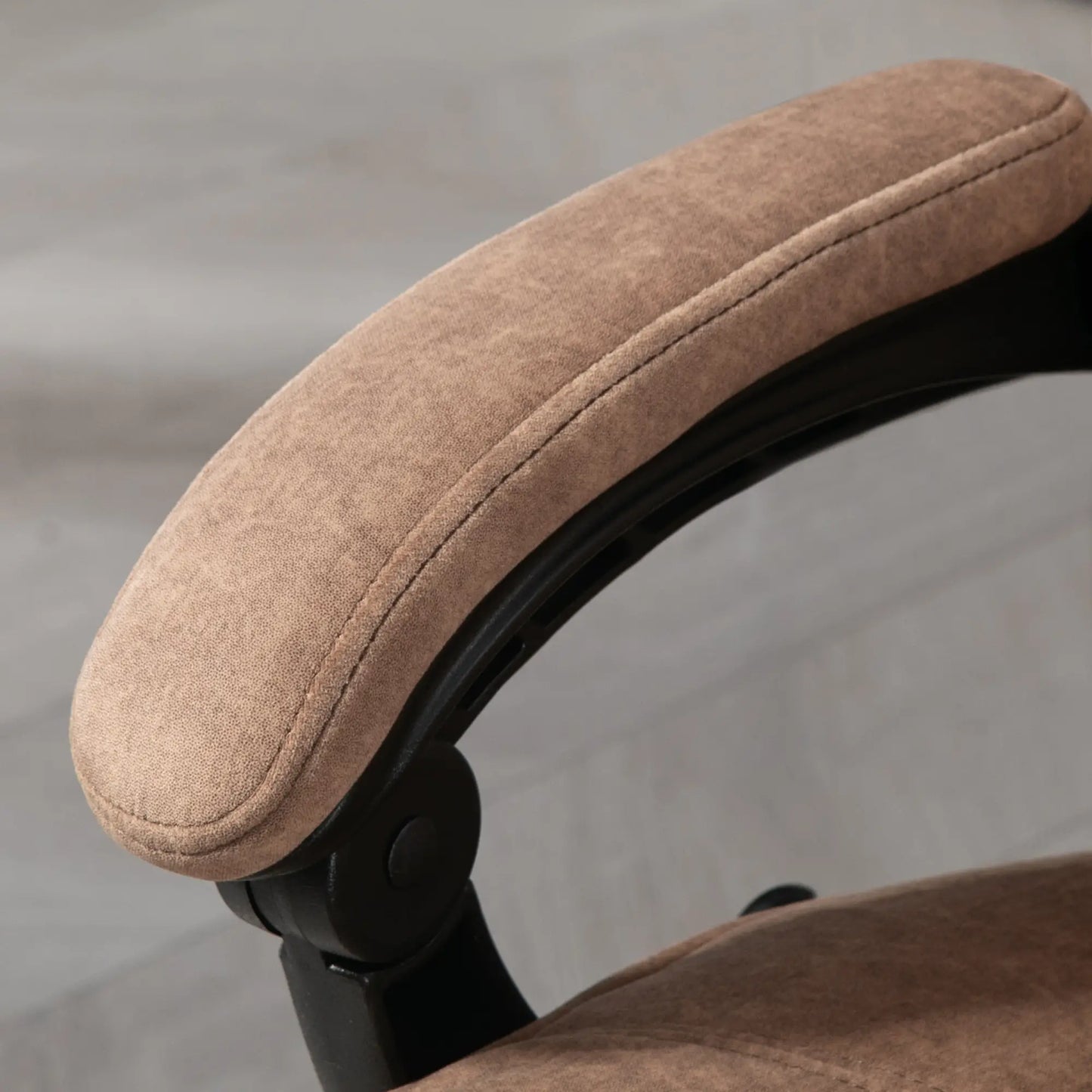 Heated Massage Office Chair with Reclining Function and Footrest, Brown